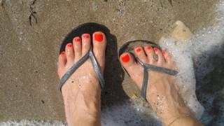 Catalina Grama feet photo 3