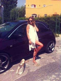 Catalina Grama feet photo 13