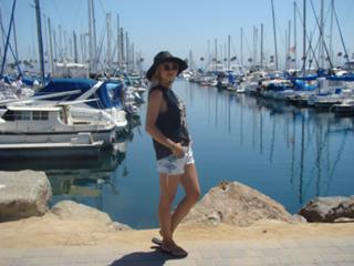 Catalina Grama feet photo 8