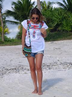 Catalina Grama feet photo 18