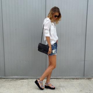 Catalina Grama feet photo 12