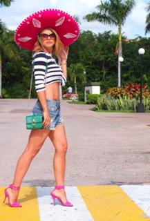 Catalina Grama feet photo 5