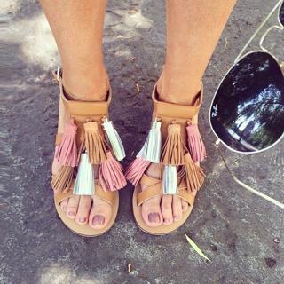 Catalina Grama feet photo 13