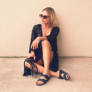 Catalina Grama feet photo 9
