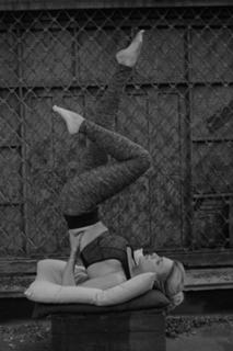 Catalina Grama feet photo 19