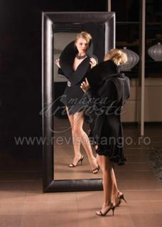 Catalina Grama feet photo 7