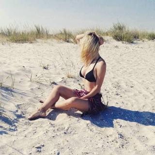 Catalina Grama feet photo 17