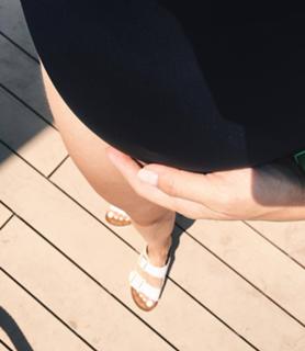 Catalina Grama feet photo 8