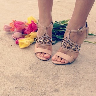 Catalina Grama feet photo 12