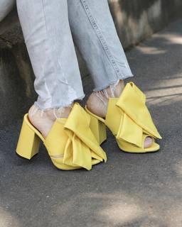 Catalina Grama feet photo 3