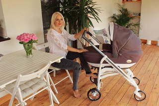 Catalina Grama feet photo 1