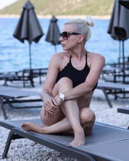 Catalina Grama feet photo 8