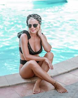 Catalina Grama feet photo 7