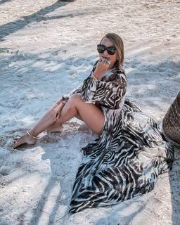 Catalina Grama feet photo 6