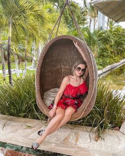 Catalina Grama feet photo 2
