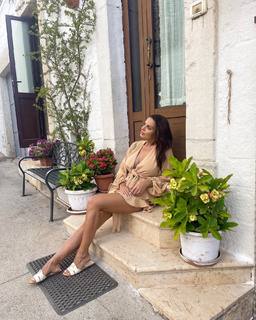 Catalina Grama feet photo 2