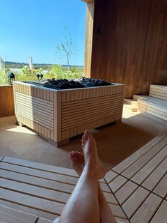 Catalina Grama feet photo 7