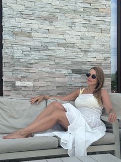 Catalina Grama feet photo 2