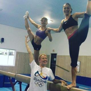 Catalina Ponor feet photo 16