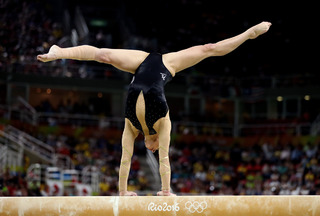 Catalina Ponor feet photo 8