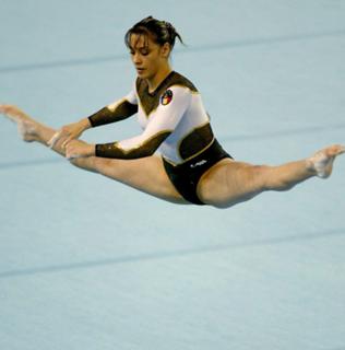 Catalina Ponor feet photo 14