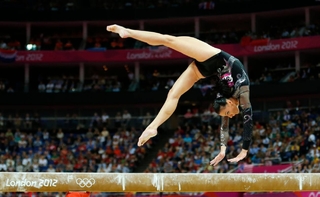 Catalina Ponor feet photo 5