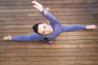 Catalina Ponor feet photo 3