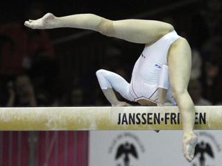 Catalina Ponor feet photo 9