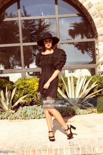 Catalina Sandino Moreno feet photo thumbnail