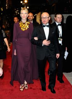 Cate Blanchett feet photo thumbnail
