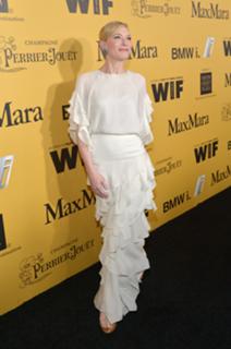 Cate Blanchett feet photo thumbnail