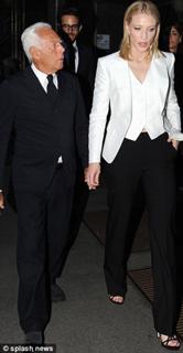 Cate Blanchett feet photo thumbnail