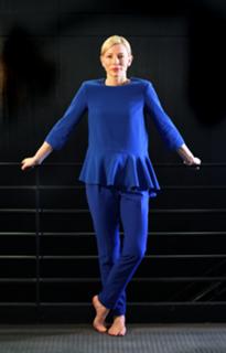 Cate Blanchett feet photo thumbnail