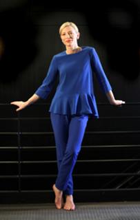 Cate Blanchett feet photo thumbnail