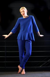 Cate Blanchett feet photo thumbnail
