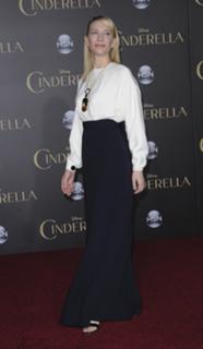 Cate Blanchett feet photo thumbnail