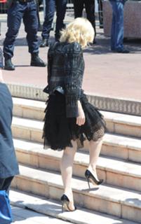 Cate Blanchett feet photo thumbnail