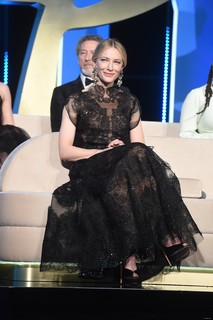 Cate Blanchett feet photo thumbnail