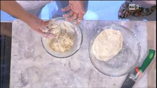 Caterina Balivo feet photo thumbnail