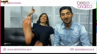 Caterina Balivo feet photo thumbnail