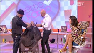 Caterina Balivo feet photo thumbnail