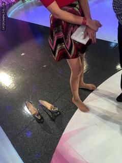 Caterina Balivo feet photo thumbnail