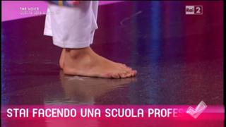 Caterina Balivo feet photo thumbnail