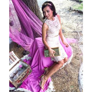 Caterina Balivo feet photo thumbnail