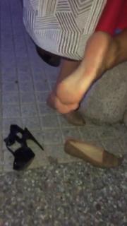Caterina Balivo feet photo thumbnail
