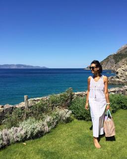 Caterina Balivo feet photo thumbnail