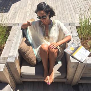 Caterina Balivo feet photo thumbnail