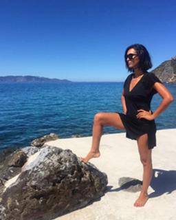 Caterina Balivo feet photo thumbnail