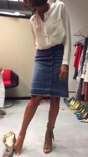 Caterina Balivo feet photo thumbnail