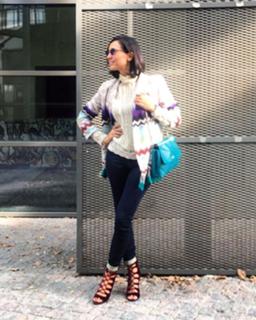 Caterina Balivo feet photo thumbnail